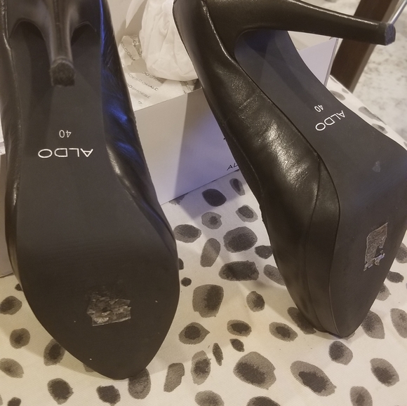 Heels - Picture 7 of 10